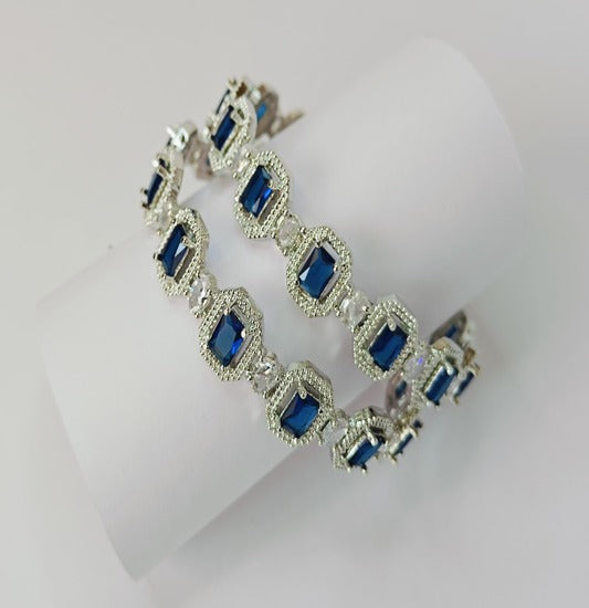 Classic Blue Stone Bangles with a Vintage Charm